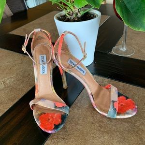 Steve Madden strappy heels